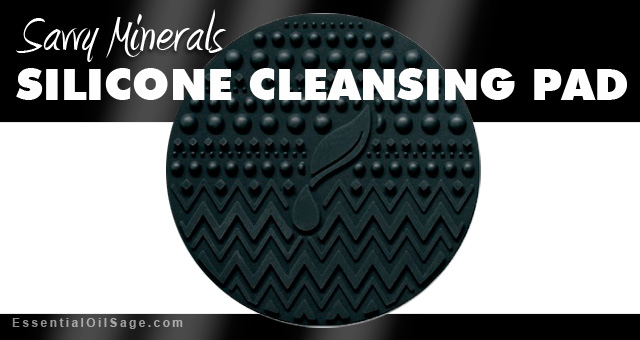 Savvy Minerals Silicone Cleansing Pad